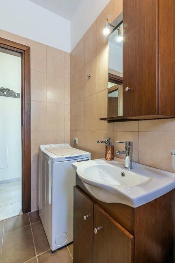 Bright & Modern Apt With View Heraklion Exteriör bild