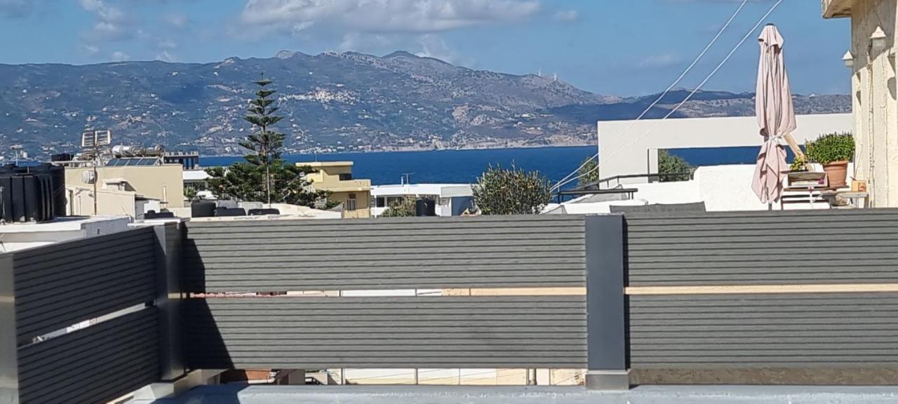 Bright & Modern Apt With View Heraklion Exteriör bild
